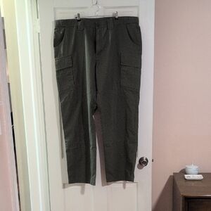Under Armour Olive Cargo Pants for Men